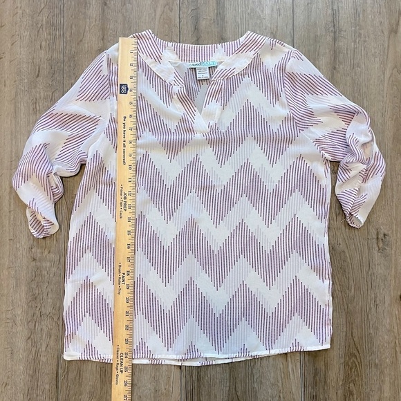Sweet Salt Sheer Blouse Womens Small Shirt 3/4 Sleeve VNeck White Purple Chevron - Picture 5 of 7